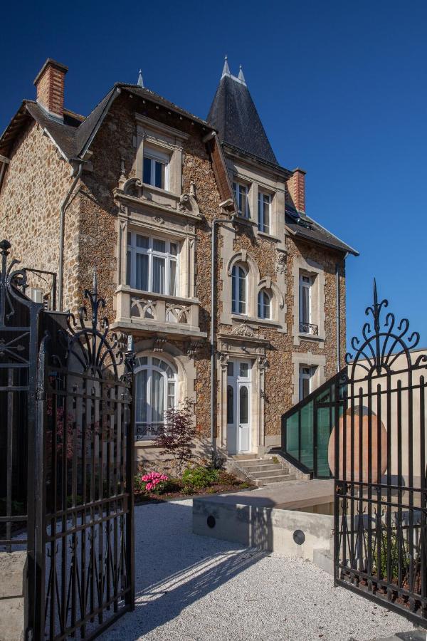 Manoir Henri Giraud & Spa 雅香槟 外观 照片