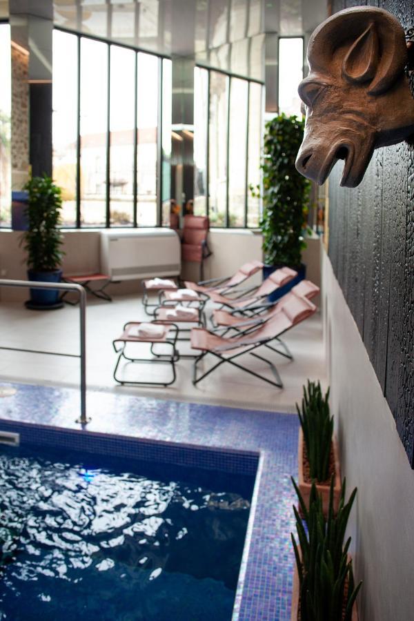 Manoir Henri Giraud & Spa 雅香槟 外观 照片